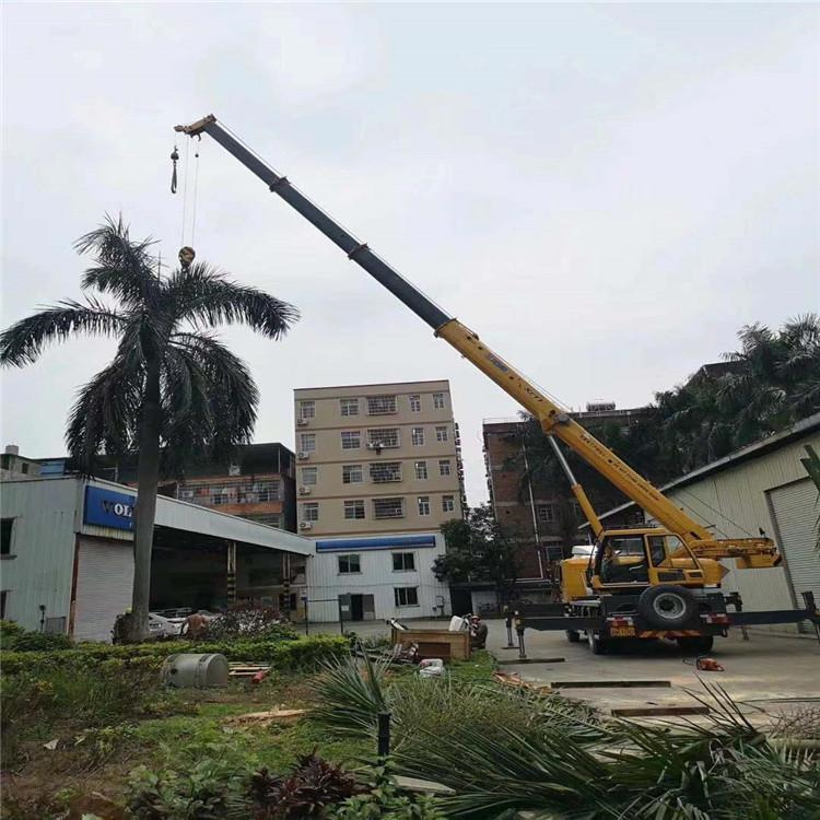 理县12吨吊车出租一天的收费标准是什么