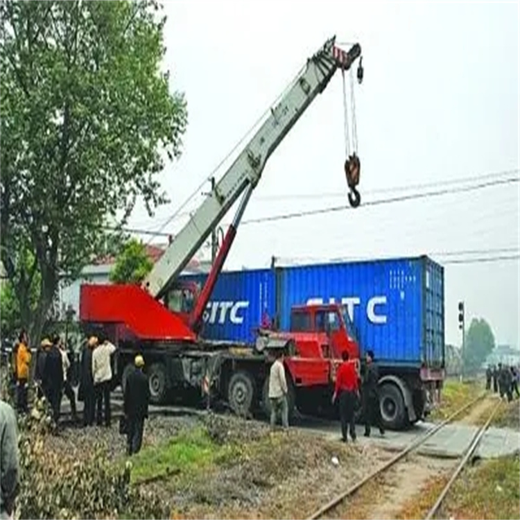 理县如何快速找到附近的吊车救援公司