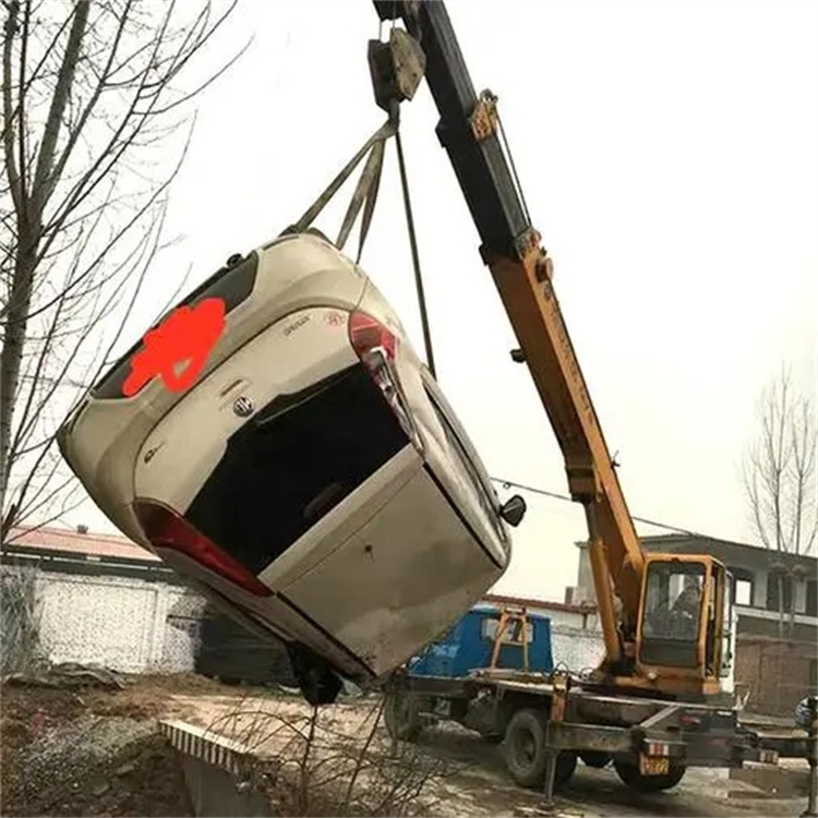 理县随时待命，吊车24小时道路救援服务全解析